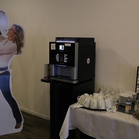 Holsteiner Hof Hotel Heist Eksteriør billede